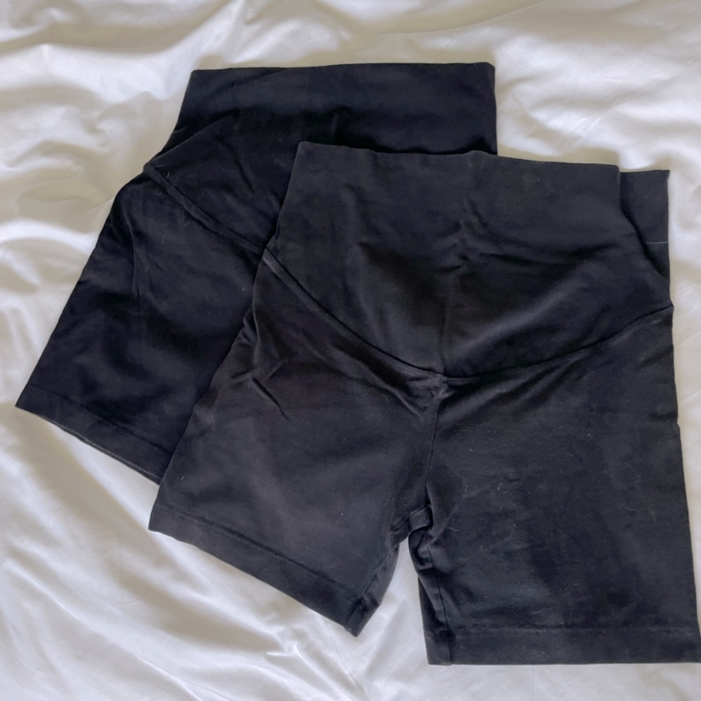 Maternity bike shorts lot of 2